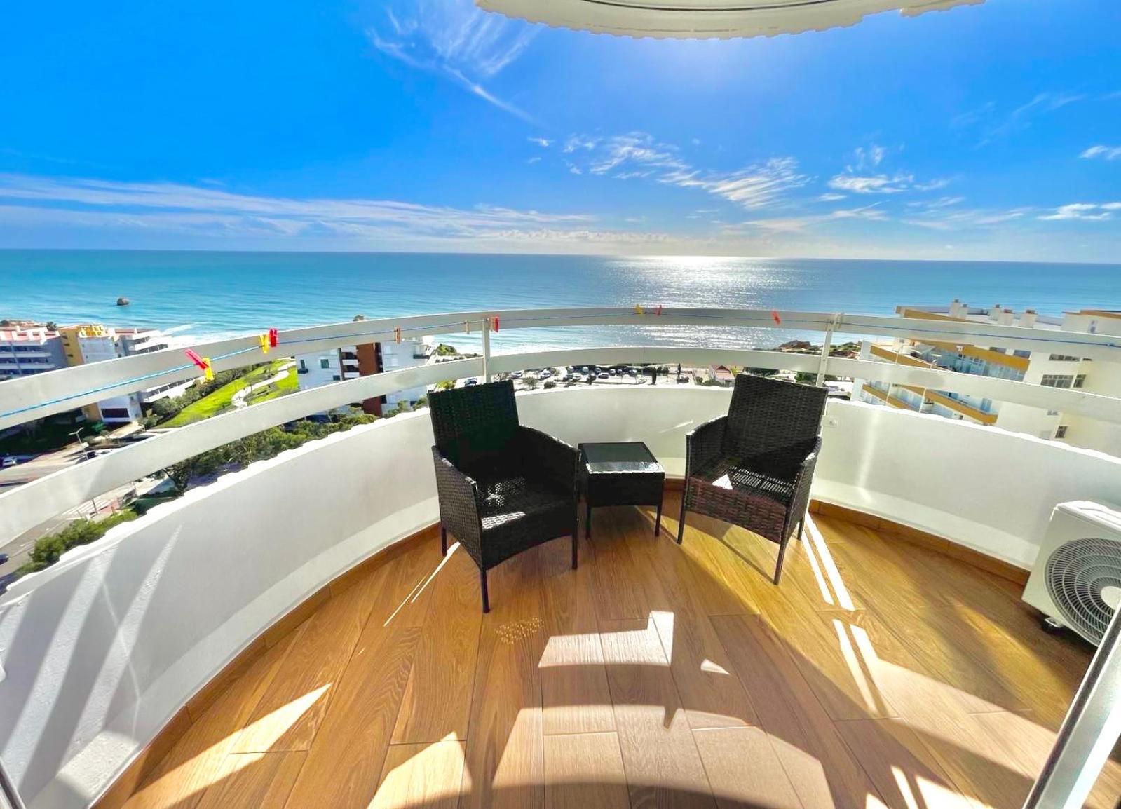 Top Ocean View Apartment - Amazing Sunset - Modern Style - Pool & 200M To Beach Portimão Δωμάτιο φωτογραφία