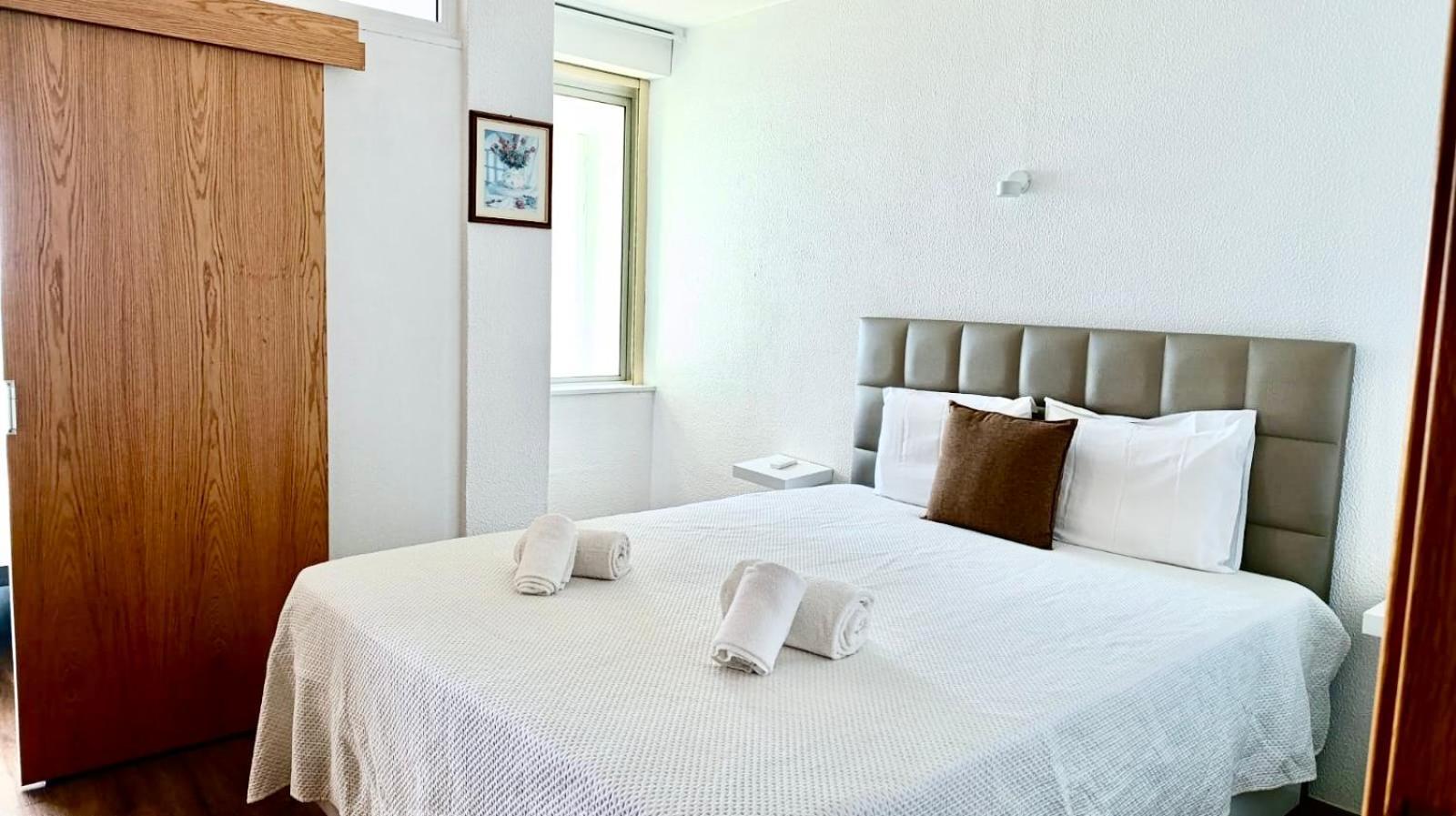 Top Ocean View Apartment - Amazing Sunset - Modern Style - Pool & 200M To Beach Portimão Δωμάτιο φωτογραφία